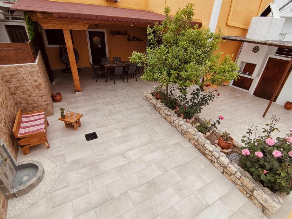 Archangelos Family House Exteriér fotografie